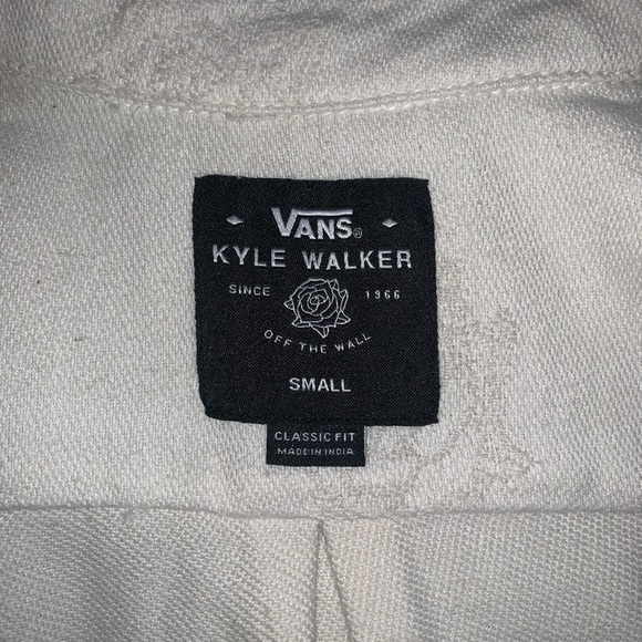 VANS BUTTON UP - Picture 3 of 3